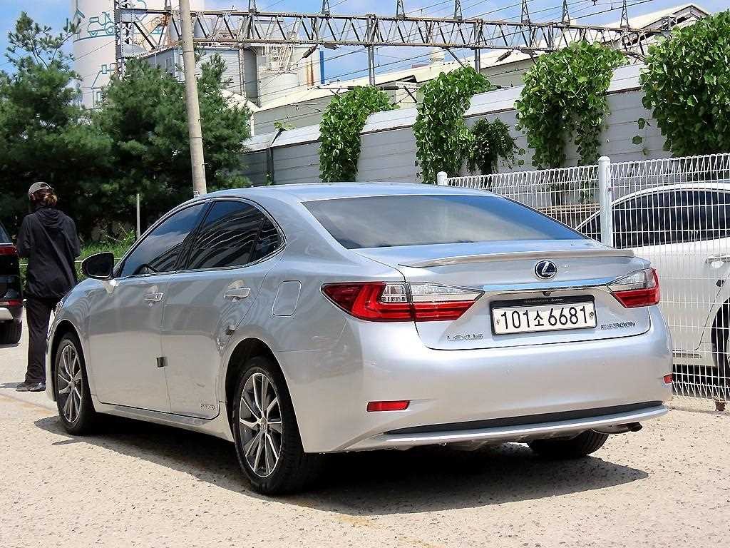 렉서스 ES 뉴ES300h 프리미엄 이미지 3