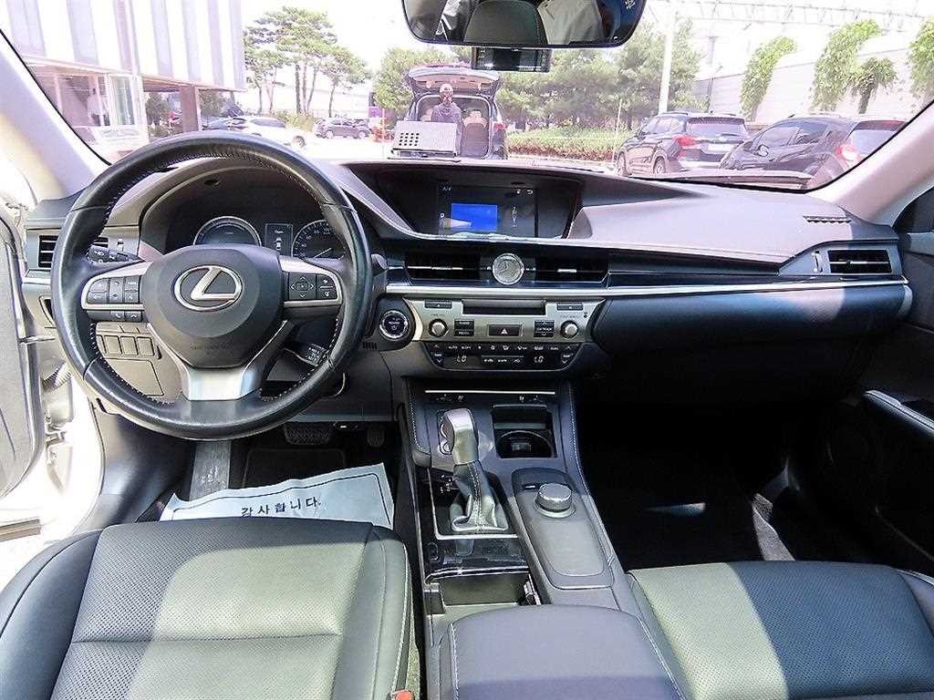 렉서스 ES 뉴ES300h 프리미엄 이미지 7