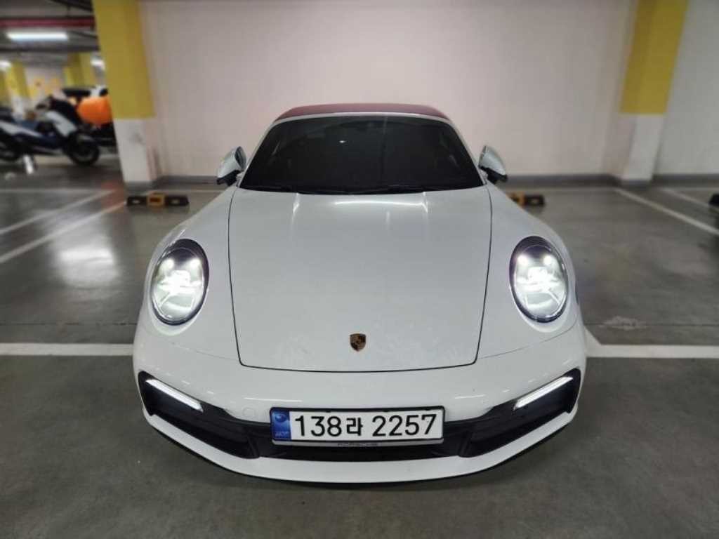 포르쉐 911 911(992) 카레라 카브리올레 이미지 2