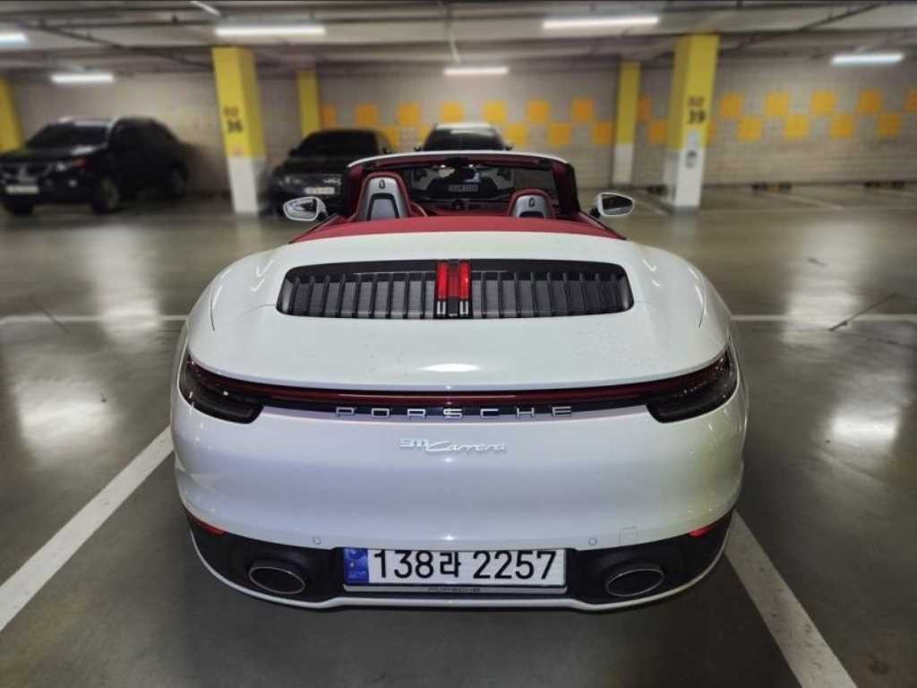 포르쉐 911 911(992) 카레라 카브리올레 이미지 4