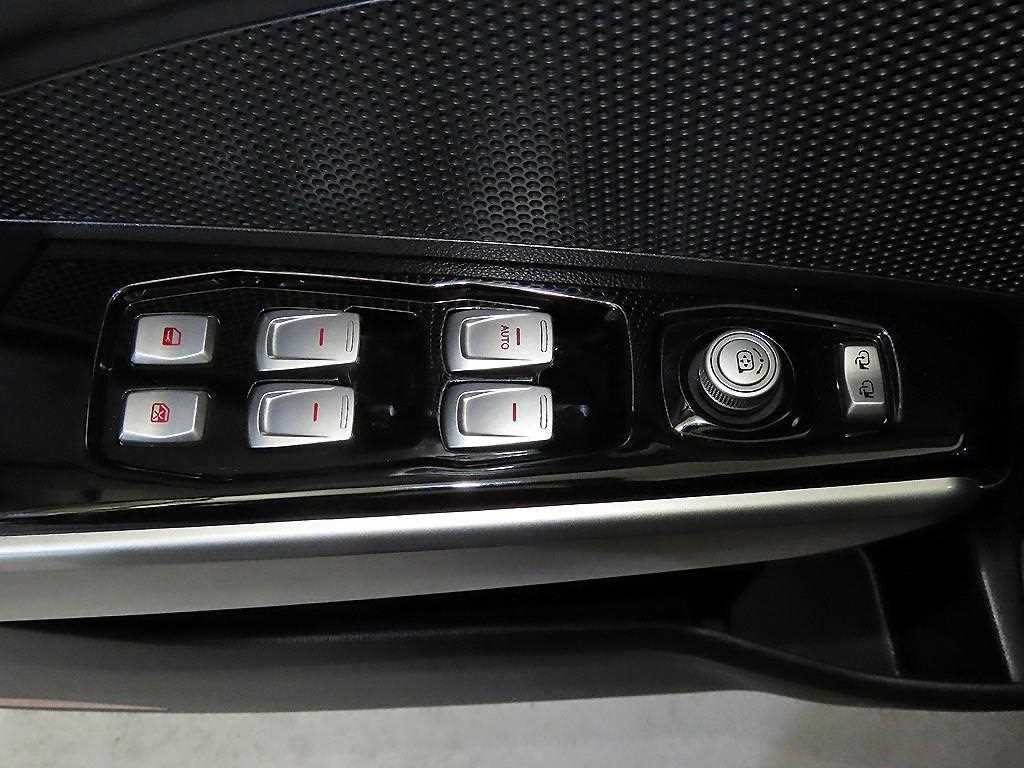 KG모빌리티(쌍용) 티볼리 가솔린 2WD 1.6 LX 고급형 이미지 14