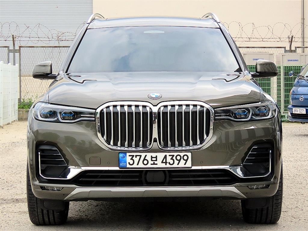 BMW X7 X7 (G07) xDrive 40i 디자인 퓨어 엑셀런스 6인승 이미지 1