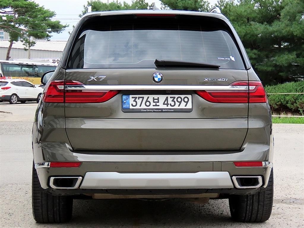 BMW X7 X7 (G07) xDrive 40i 디자인 퓨어 엑셀런스 6인승 이미지 4