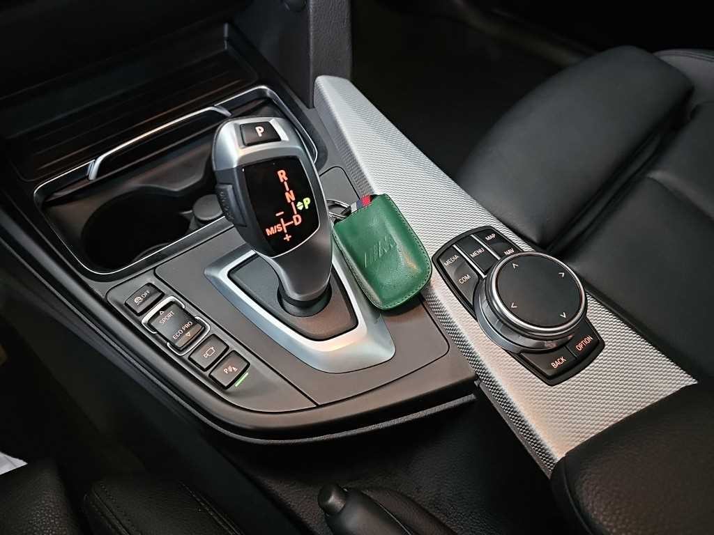BMW 그란투리스모 3시리즈 GT (F34) GT 320D M 스포트 프리미엄 이미지 8