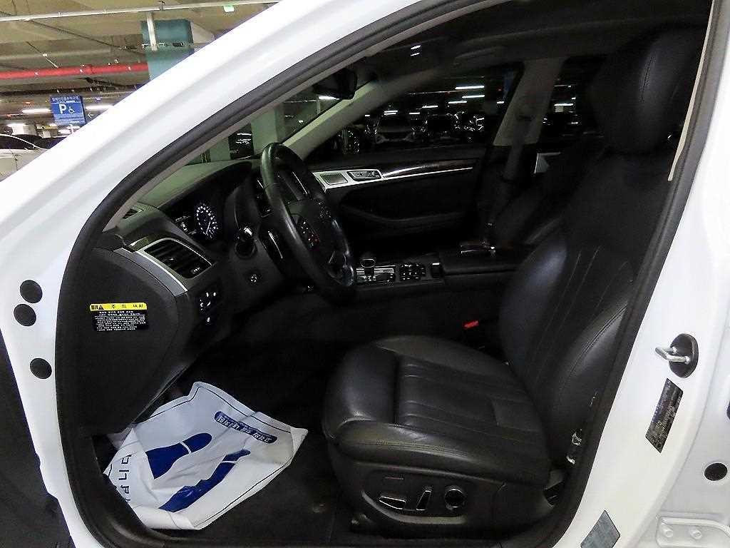 제네시스 G80 3.3 GDI AWD 프리미엄 럭셔리 이미지 6