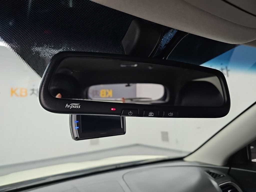 KG모빌리티(쌍용) 티볼리 디젤 2WD 1.6 VX 이미지 16