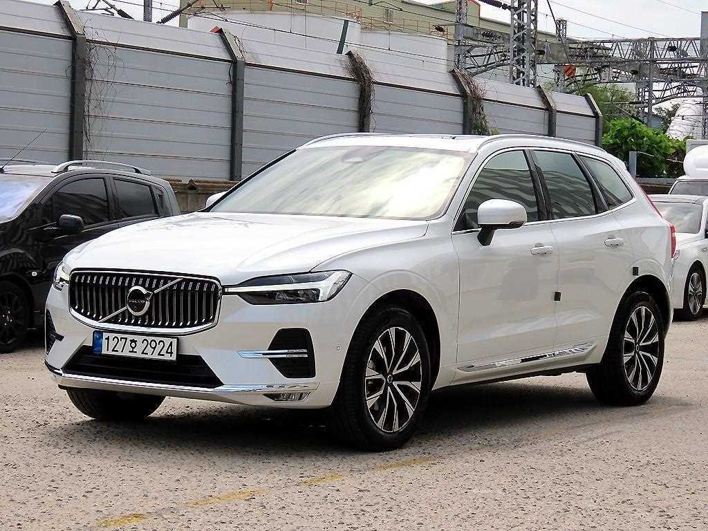볼보 V60 V60 크로스 컨트리 2세대 2.0 B5 울트라 AWD 이미지 2