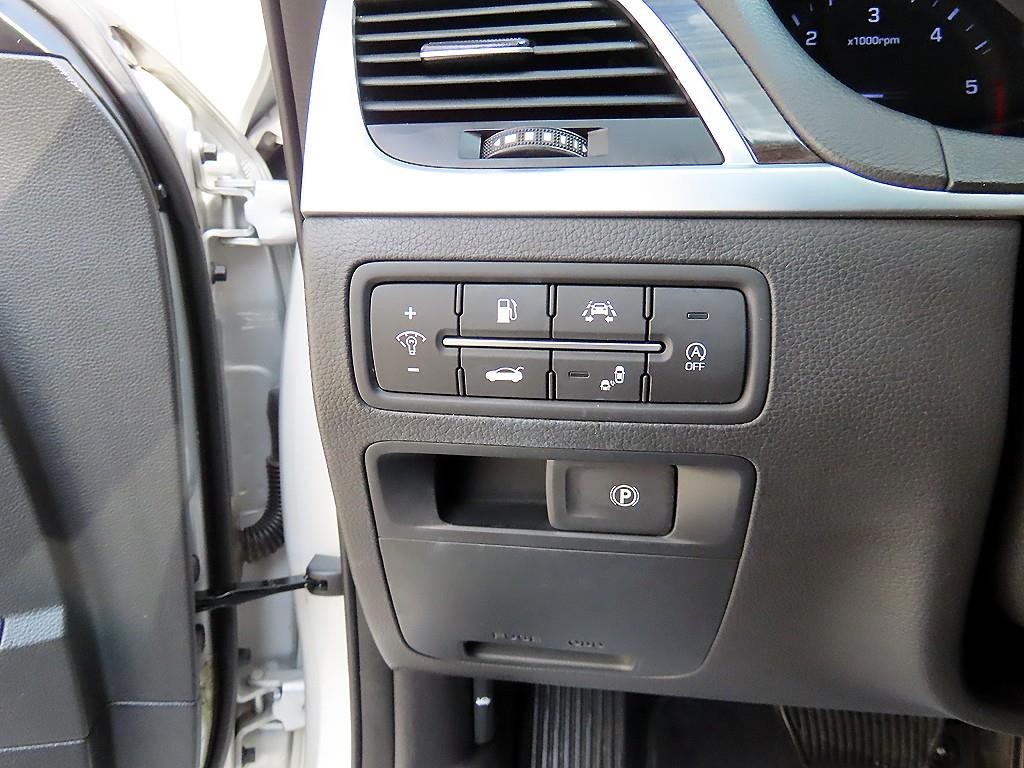제네시스 G80 2.2D AWD 럭셔리 이미지 12