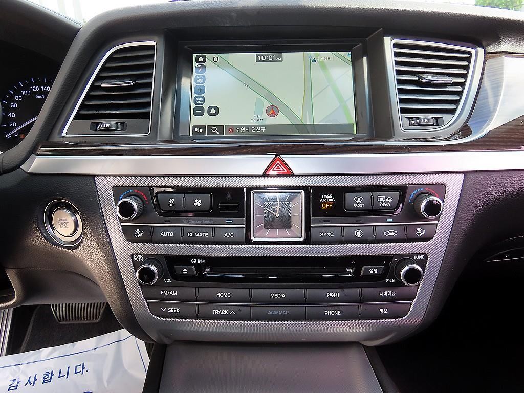 제네시스 G80 2.2D AWD 럭셔리 이미지 13