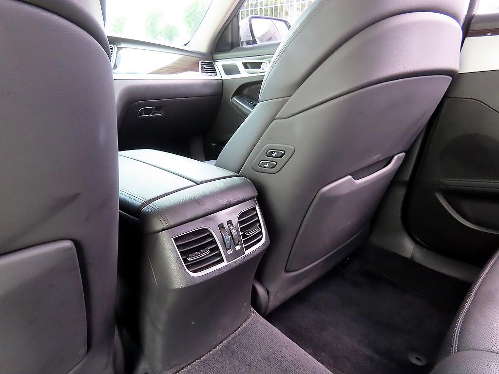제네시스 G80 2.2D AWD 럭셔리 이미지 17