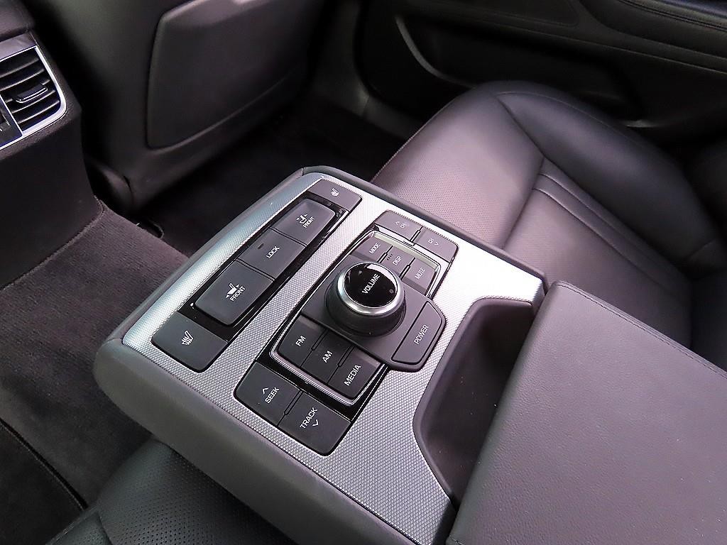 제네시스 G80 2.2D AWD 럭셔리 이미지 18