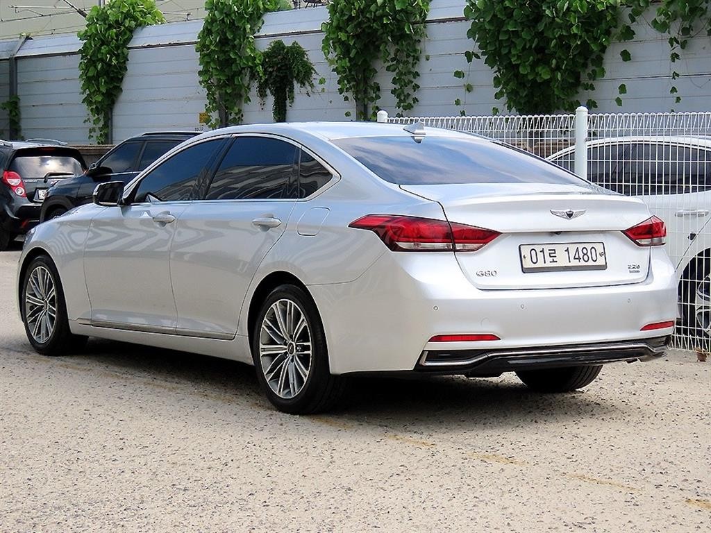 제네시스 G80 2.2D AWD 럭셔리 이미지 3