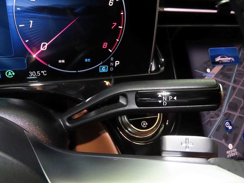 벤츠 E 클래스 E-클래스 W214 E300 4MATIC AMG Line 이미지 12