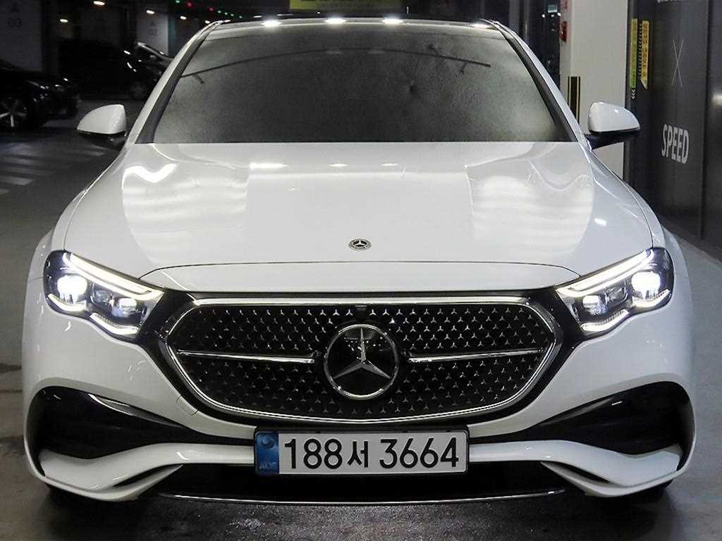 벤츠 E 클래스 E-클래스 W214 E300 4MATIC AMG Line 이미지 2