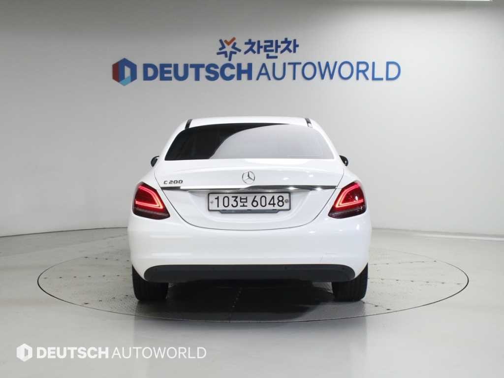 벤츠 C 클래스 C클래스 W205 C200 이미지 4