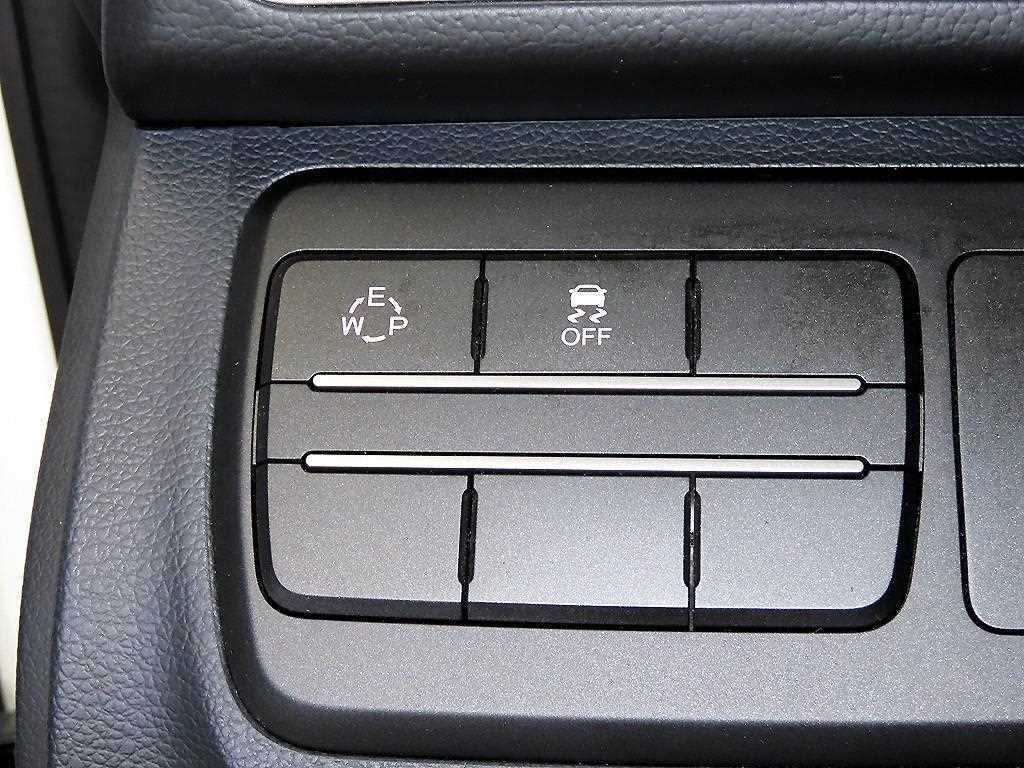 KG모빌리티(쌍용) 티볼리 가솔린 2WD 1.6 VX 이미지 14