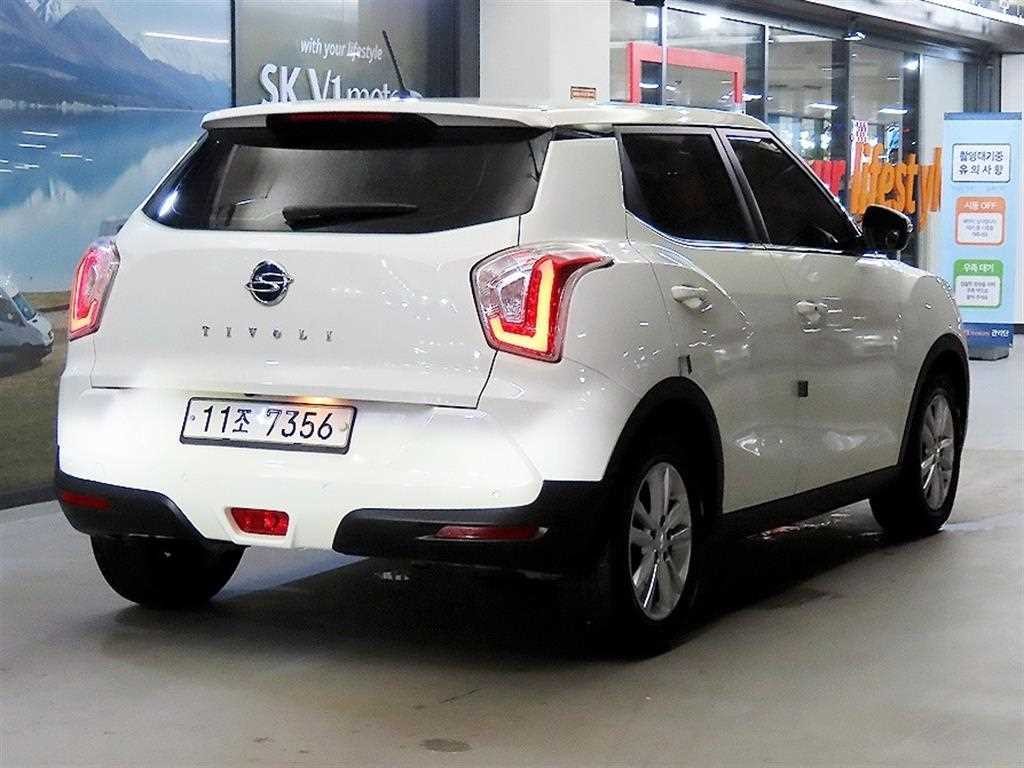 KG모빌리티(쌍용) 티볼리 가솔린 2WD 1.6 VX 이미지 4