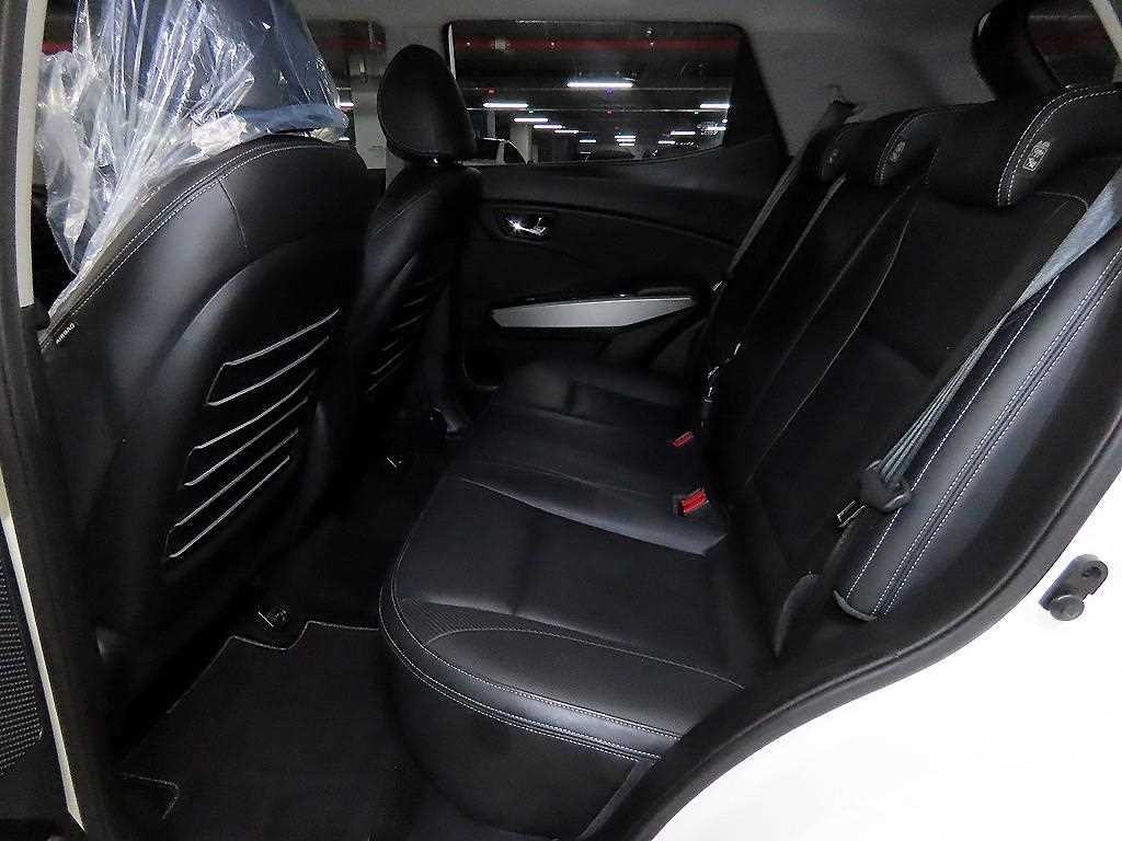 KG모빌리티(쌍용) 티볼리 가솔린 2WD 1.6 VX 이미지 7