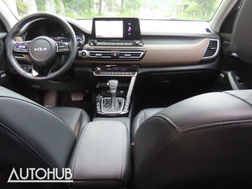 기아 셀토스 가솔린 1.6 터보 4WD 그래비티 이미지 16