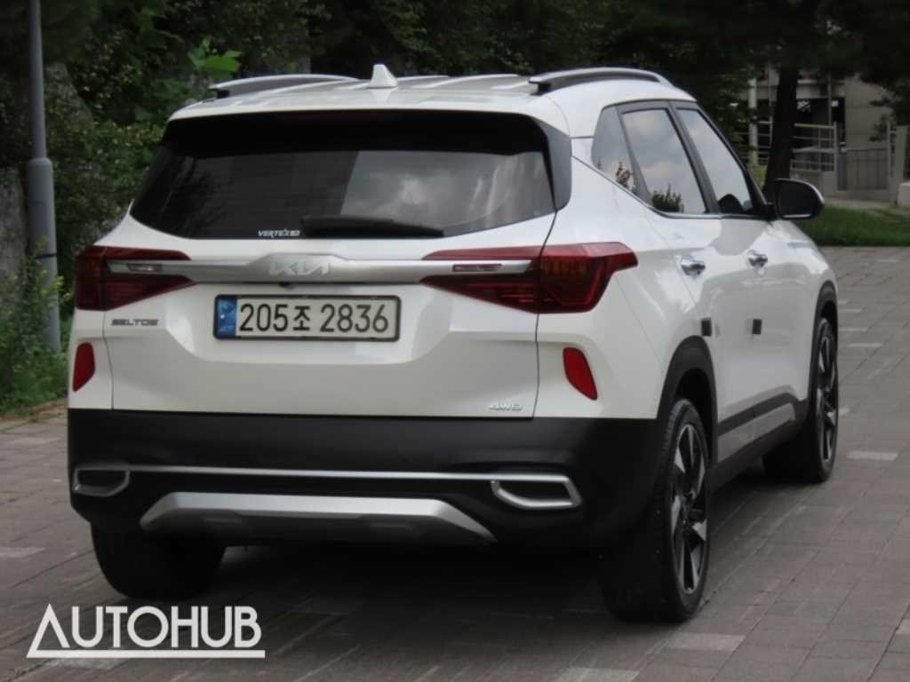 기아 셀토스 가솔린 1.6 터보 4WD 그래비티 이미지 3