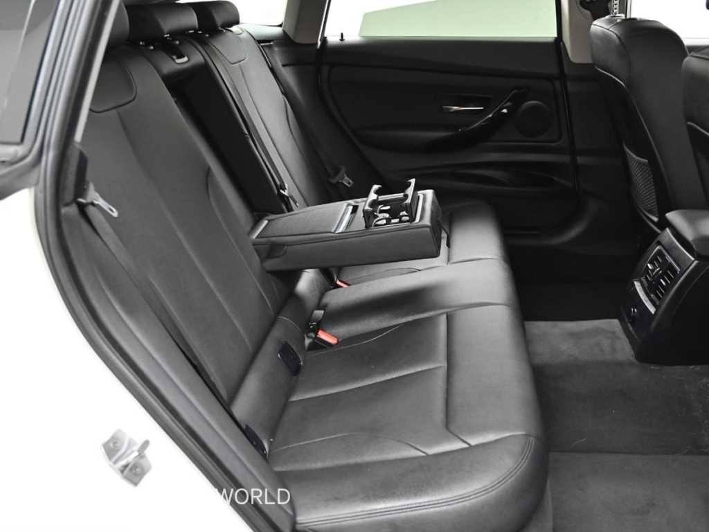 BMW 그란투리스모 3시리즈 GT (F34) GT 320D xDrive 이미지 12