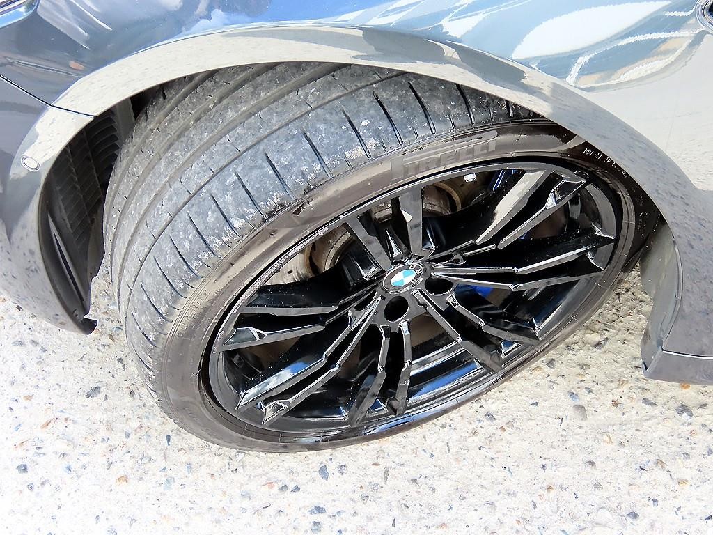 BMW 5시리즈 M5 (F90, F10) M5 세단 이미지 20