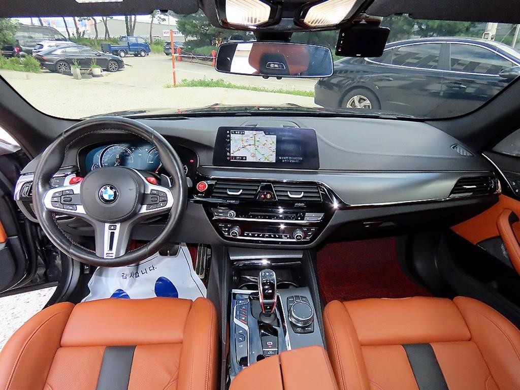BMW 5시리즈 M5 (F90, F10) M5 세단 이미지 7
