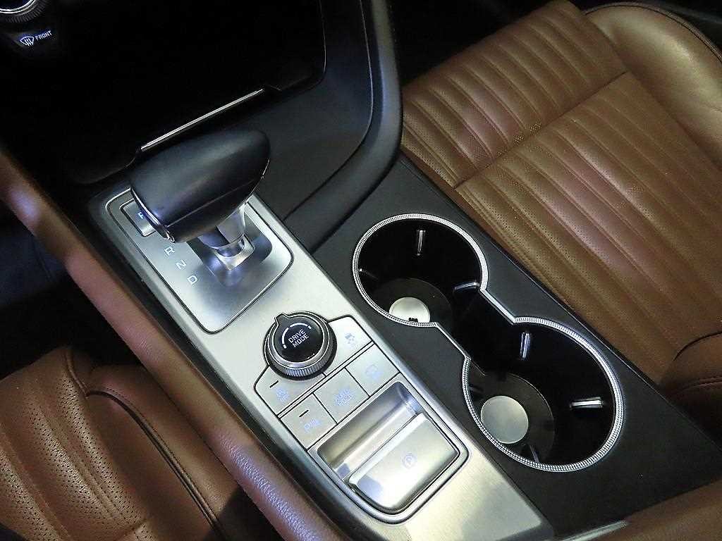 제네시스 G70 2.0T 슈프림 이미지 12