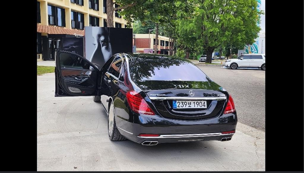 벤츠 S 클래스 S클래스-W222 마이바흐 S 500 4MATIC 이미지 3