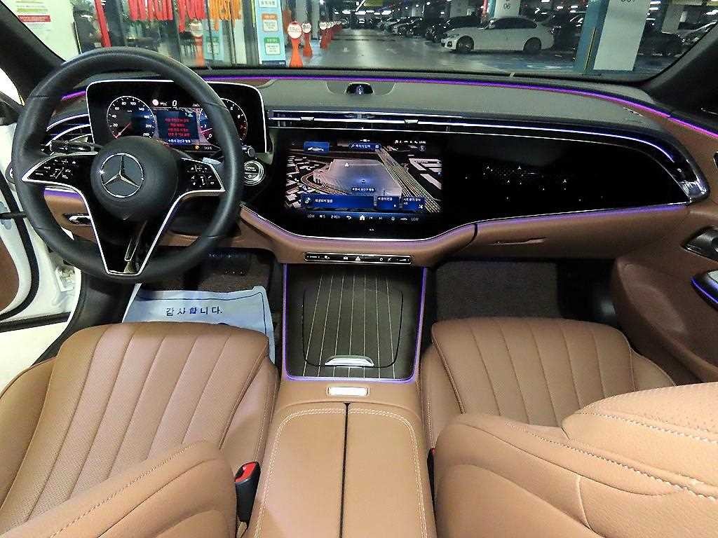 벤츠 E 클래스 E-클래스 W214 E300 4MATIC 익스클루시브 이미지 10