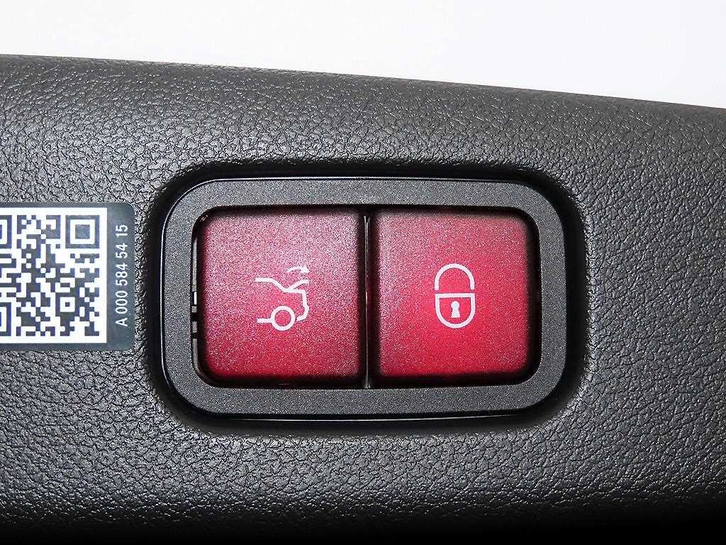 벤츠 E 클래스 E-클래스 W214 E300 4MATIC 익스클루시브 이미지 15