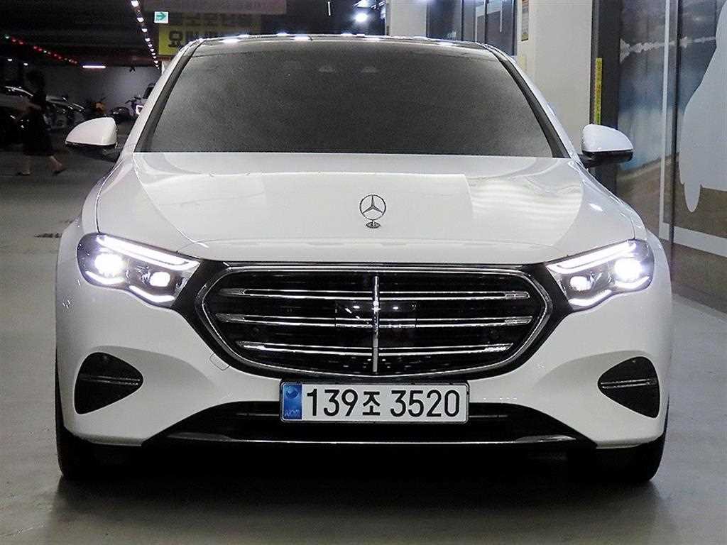 벤츠 E 클래스 E-클래스 W214 E300 4MATIC 익스클루시브 이미지 2