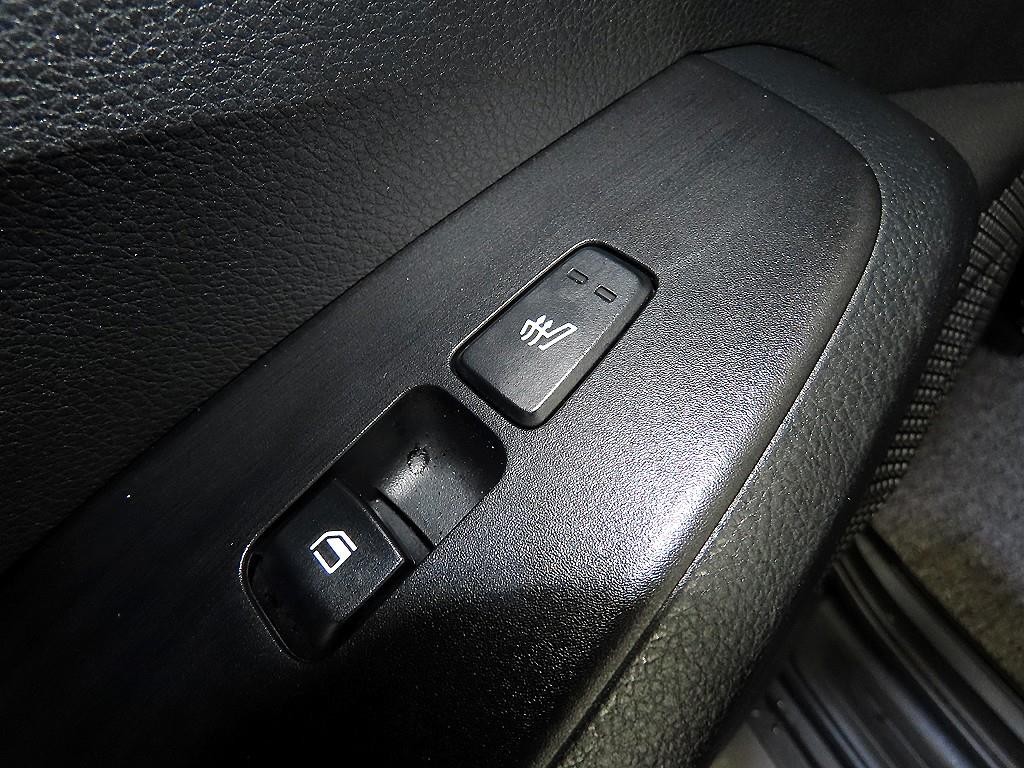 기아 셀토스 가솔린 1.6 터보 4WD 시그니처 이미지 15
