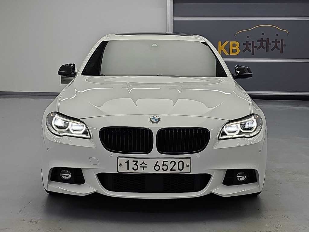 BMW 5시리즈 5시리즈 (F10) 530d xDrive M 에어로 다이나믹 프로 이미지 2