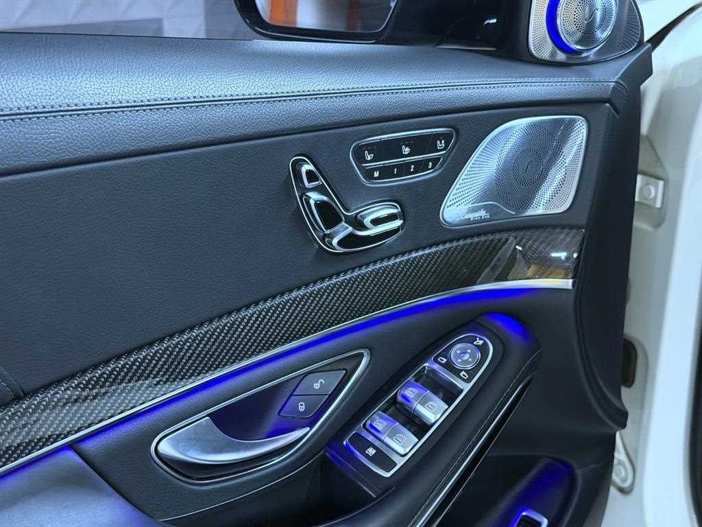 벤츠 S 클래스 S클래스-W222 S 63 AMG 4MATIC 이미지 10