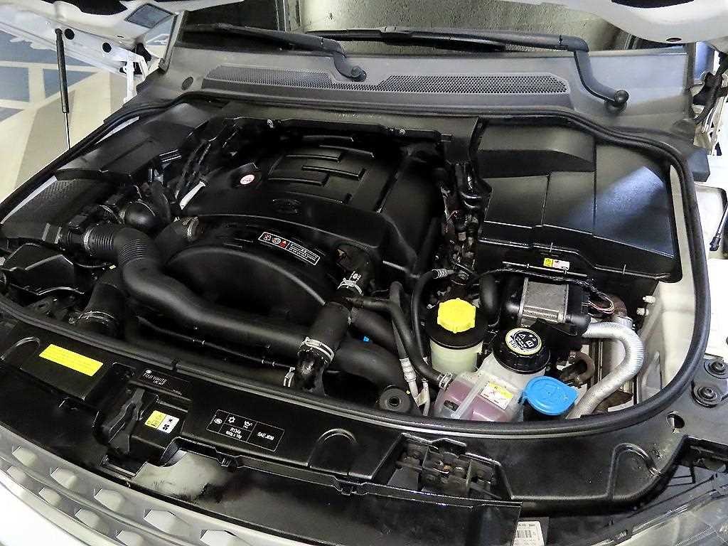 랜드로버 디스커버리 디스커버리4 3.0 SDV6 SE 이미지 19