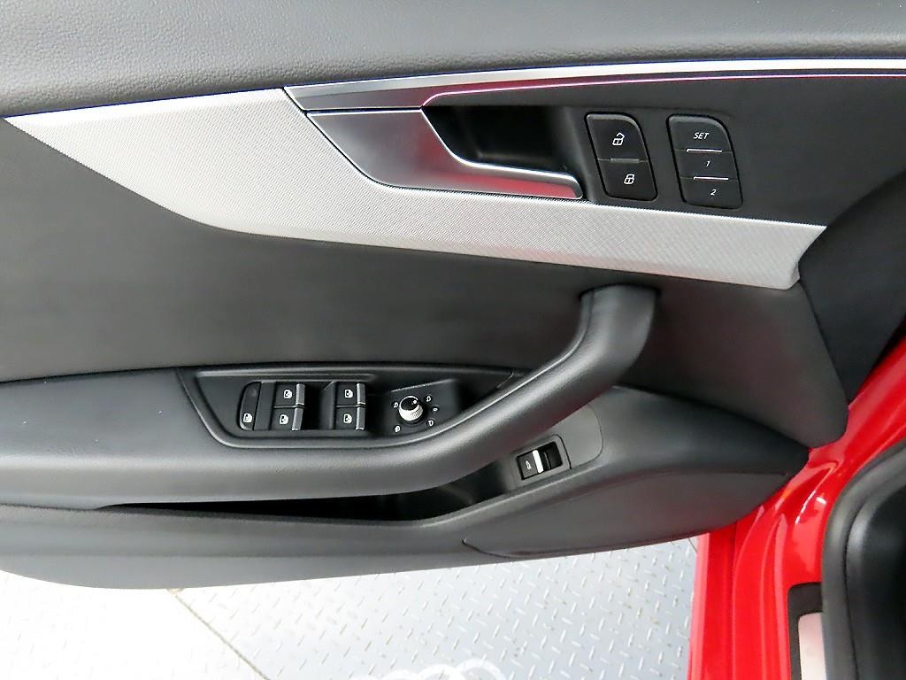 아우디 A5 A5 (F5) 40 TFSI 콰트로 스포트백 이미지 11