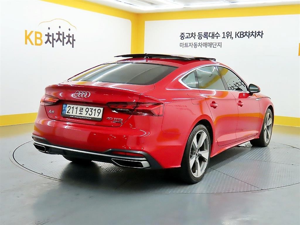 아우디 A5 A5 (F5) 40 TFSI 콰트로 스포트백 이미지 4