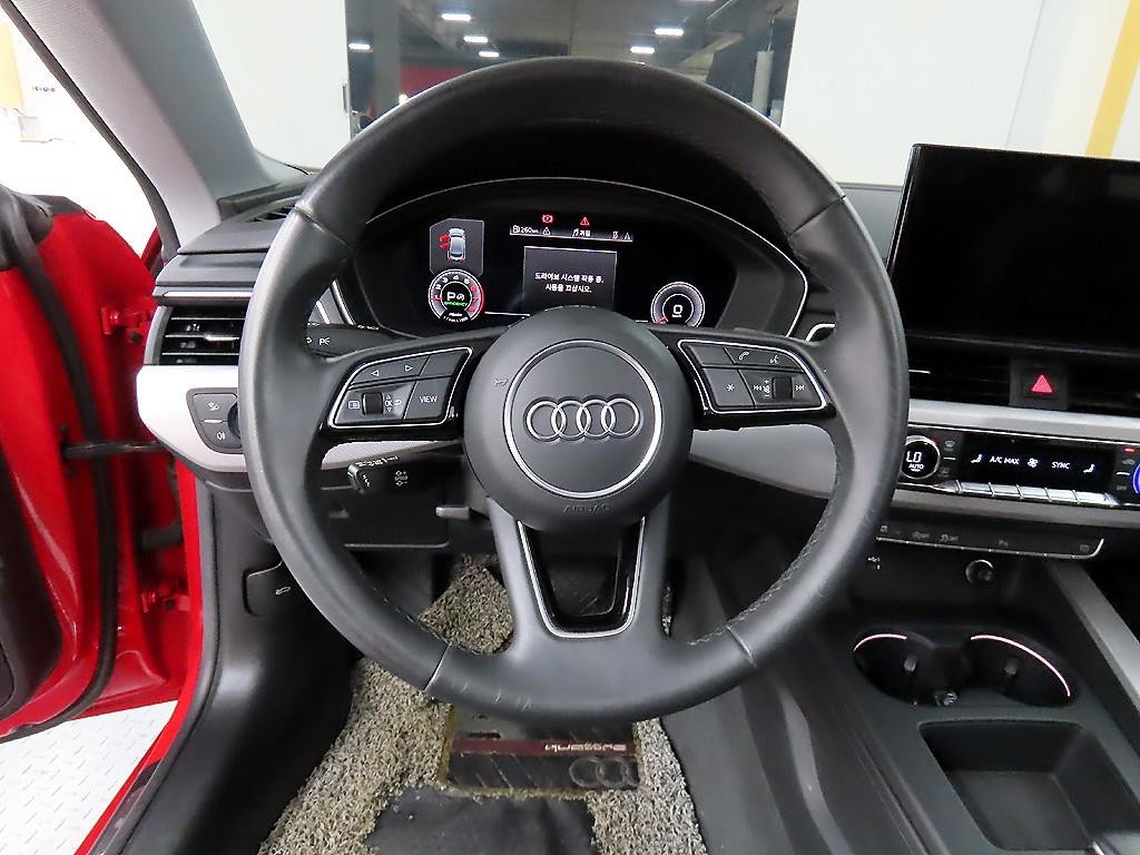 아우디 A5 A5 (F5) 40 TFSI 콰트로 스포트백 이미지 9