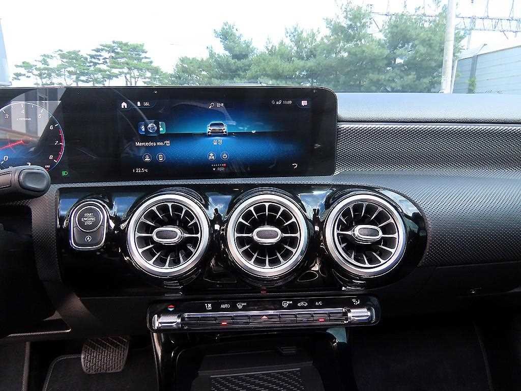 벤츠 A 클래스 A클래스 W177 A220 해치백 이미지 13