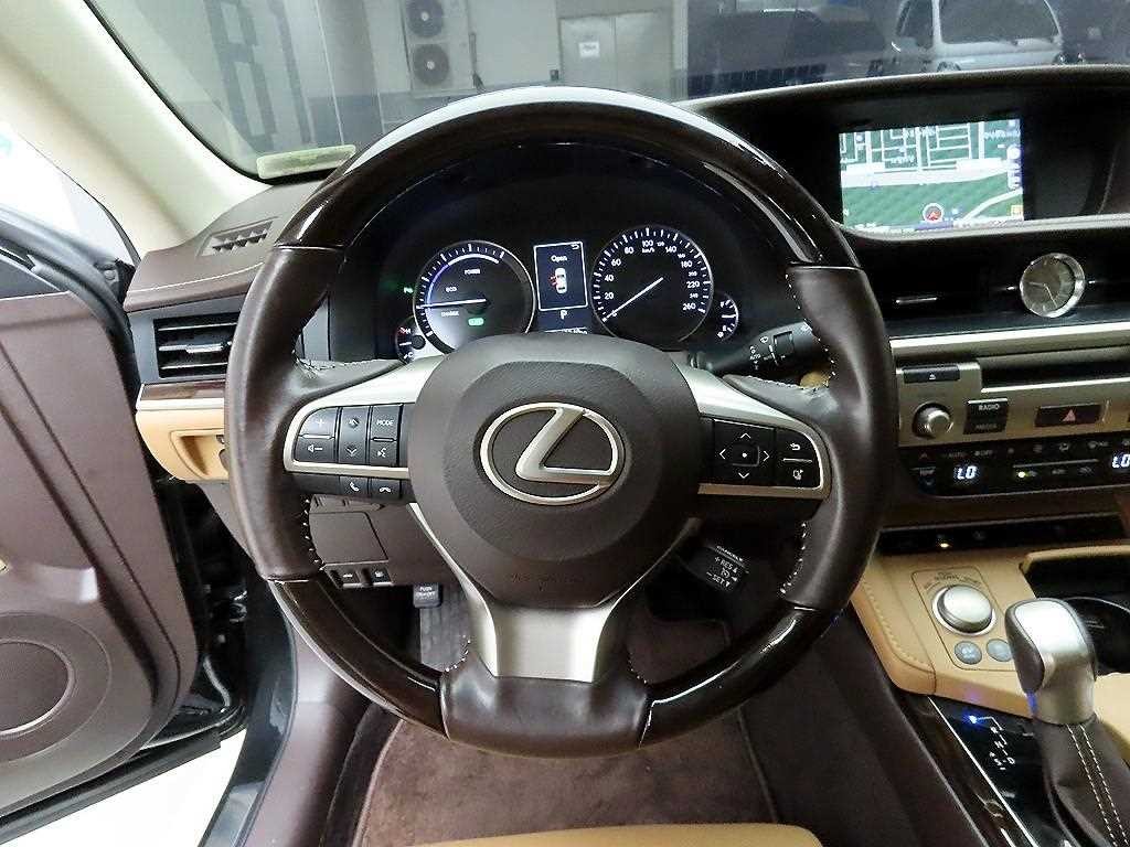 렉서스 ES 뉴ES300h 슈프림 이미지 7