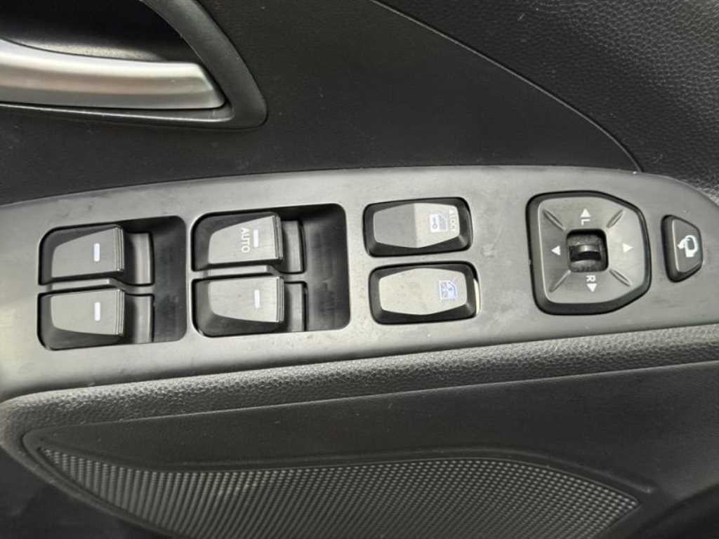 현대 투싼 뉴 투싼iX 디젤(E-VGT)4WD 스마트 스페셜 이미지 17