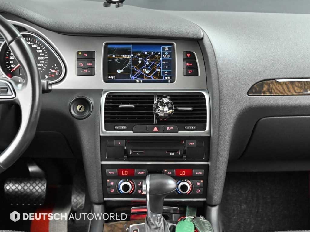 아우디 Q7 35 TDI 콰트로 다이나믹 이미지 14