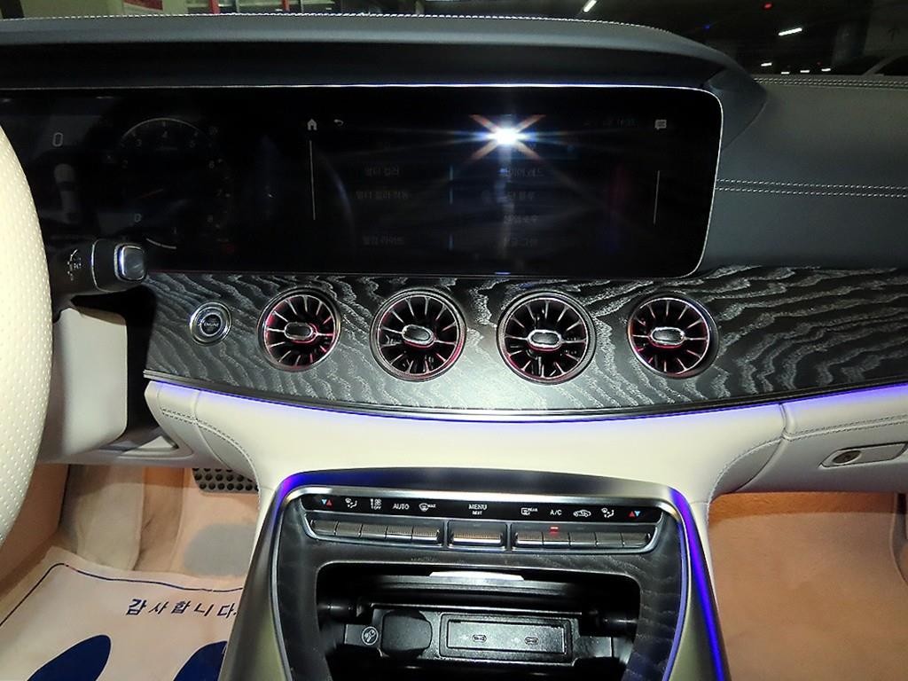 벤츠 AMG GT 4도어 63 S 4MATIC+ 이미지 11