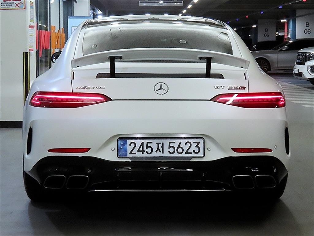 벤츠 AMG GT 4도어 63 S 4MATIC+ 이미지 5