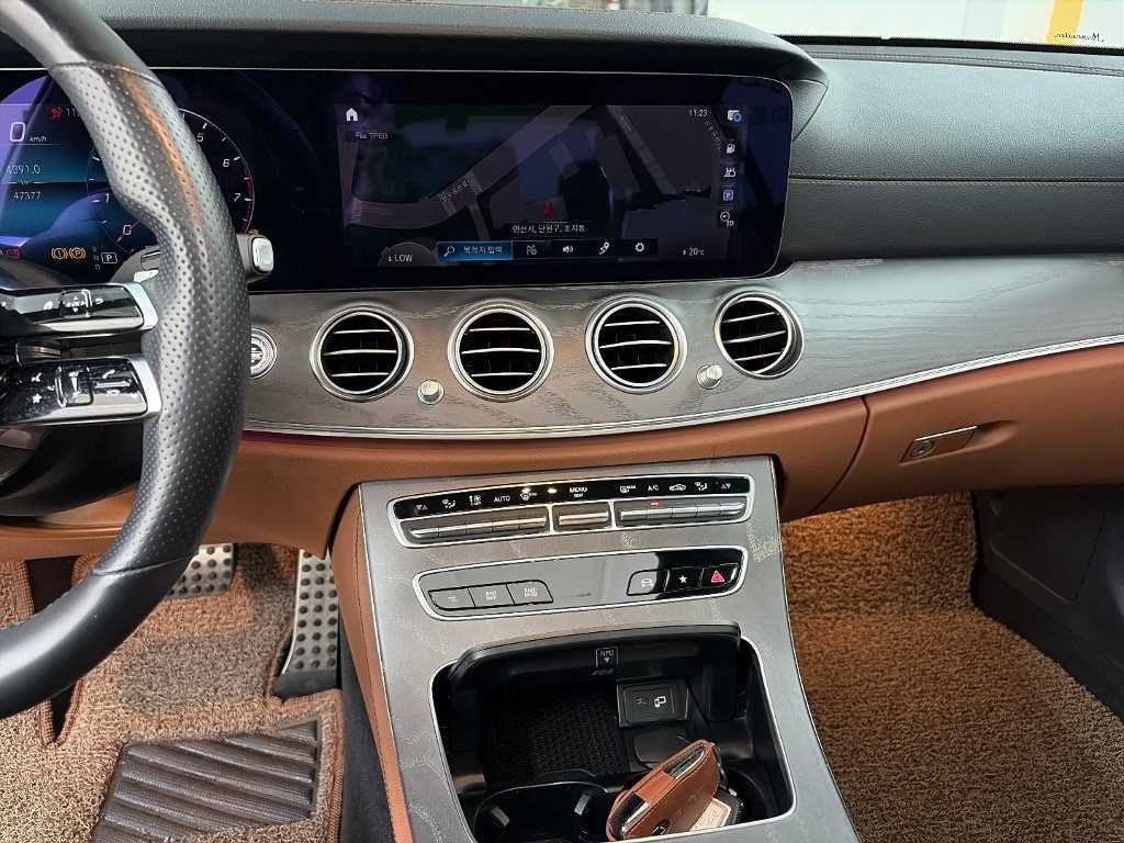 벤츠 E 클래스 E-클래스 W213 E350 4MATIC 아방가르드 이미지 10