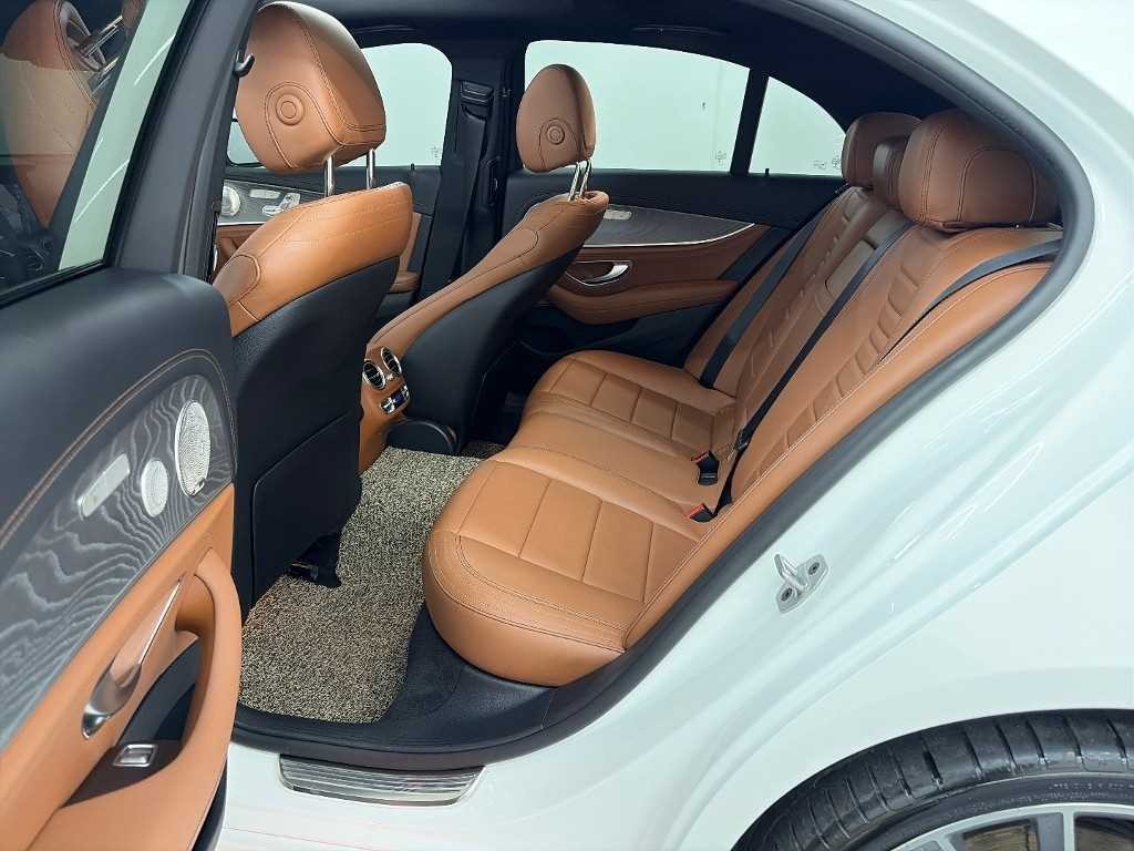 벤츠 E 클래스 E-클래스 W213 E350 4MATIC 아방가르드 이미지 12
