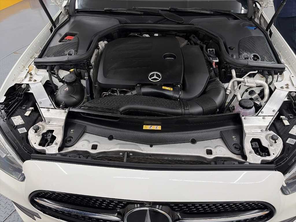 벤츠 E 클래스 E-클래스 W213 E350 4MATIC 아방가르드 이미지 5