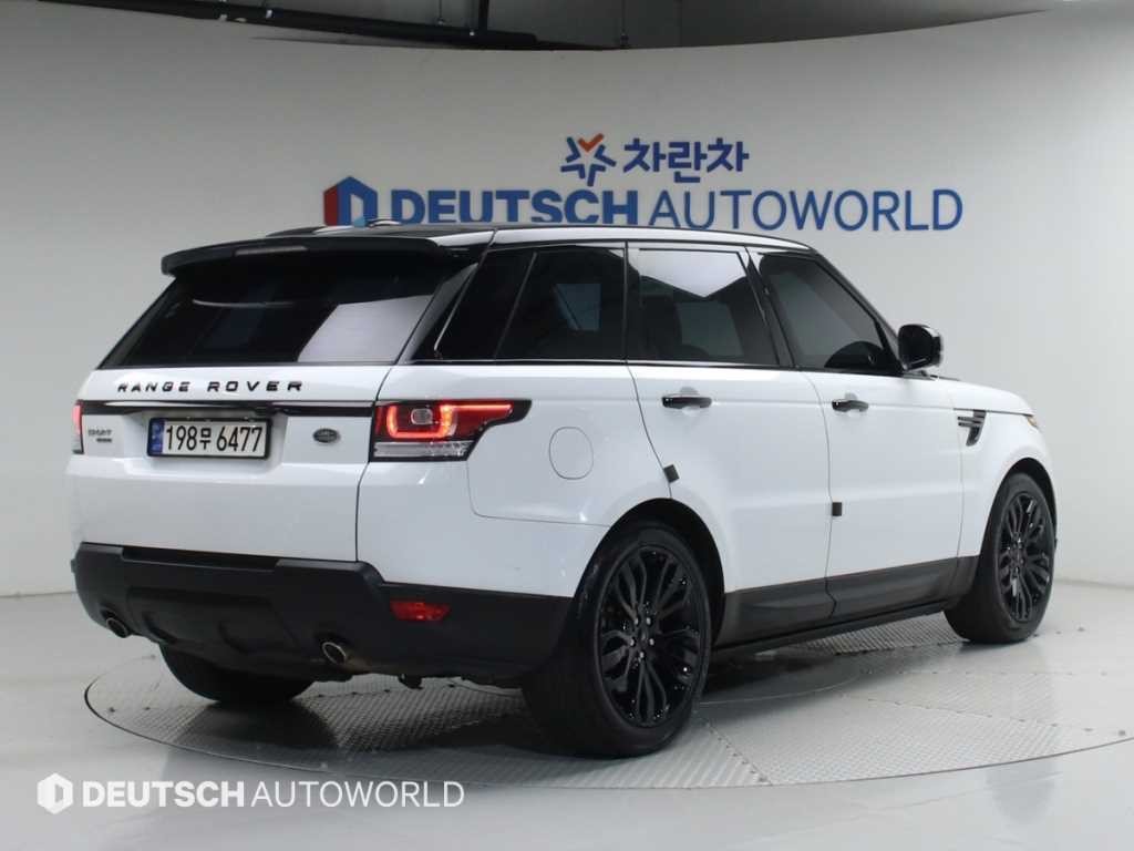랜드로버 레인지로버 스포츠 레인지로버 스포츠 2세대 3.0 SDV6 HSE 이미지 2