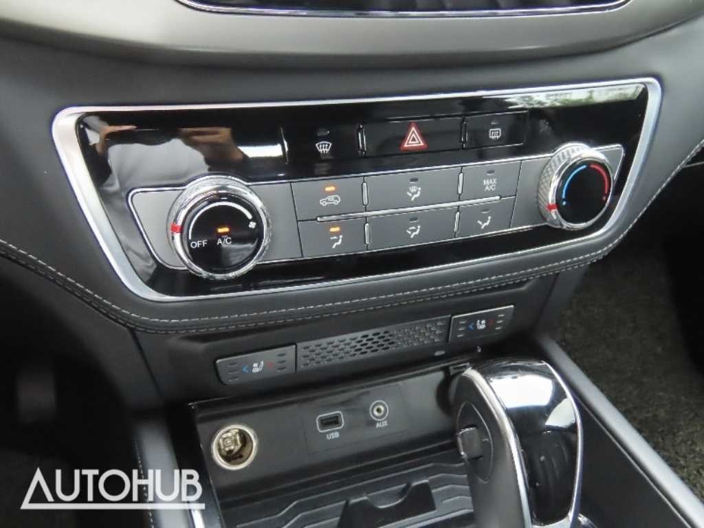 KG모빌리티(쌍용) 렉스턴 G4렉스턴 디젤 2.2 2WD 유라시아 에디션 이미지 8